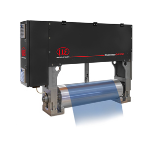 thicknessGAUGE - Compact O-frame for separator film Měřicí systémy pro bateriovou produkci